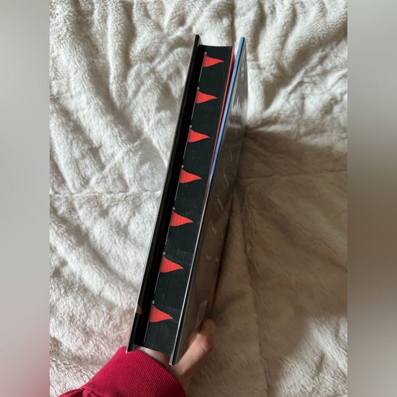 Goldsboro Prem1er January One of the Good Guys by Armani’s Hall signed/numbered - Picture 7 of 8